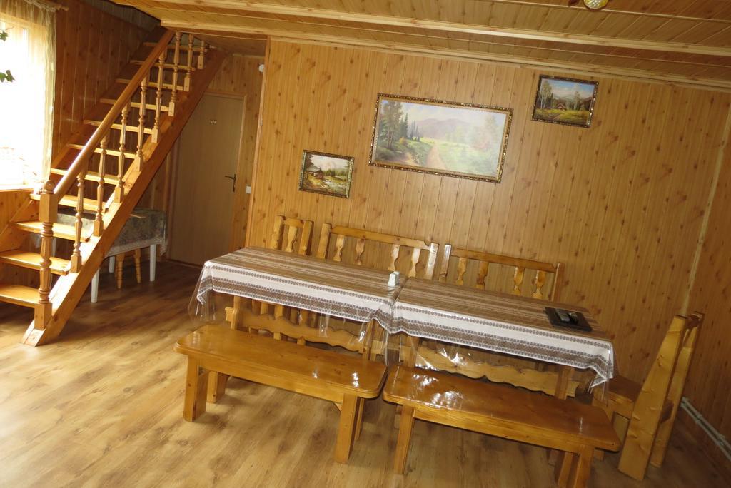 Bilyy Kamin Guest House Tatariv Eksteriør bilde