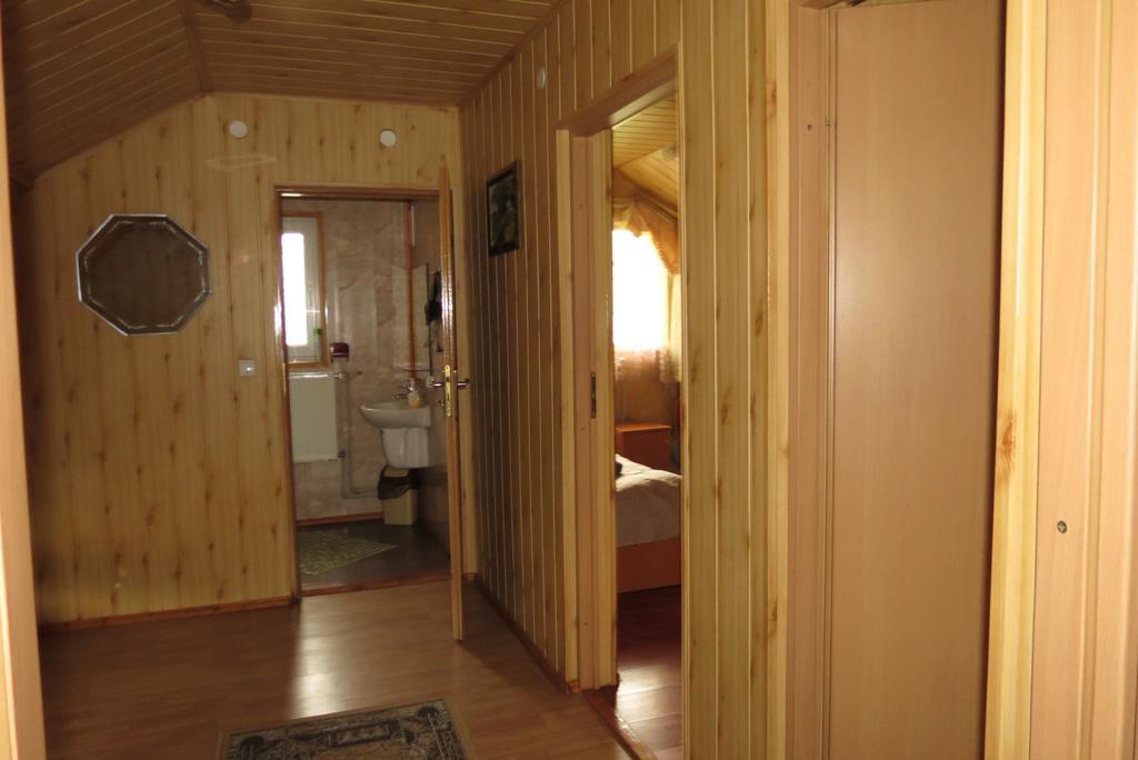 Bilyy Kamin Guest House Tatariv Eksteriør bilde