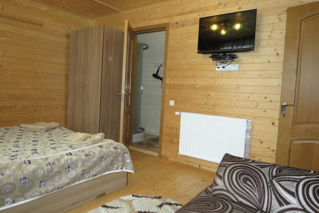 Bilyy Kamin Guest House Tatariv Eksteriør bilde