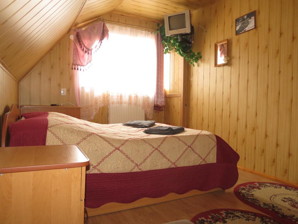 Bilyy Kamin Guest House Tatariv Eksteriør bilde