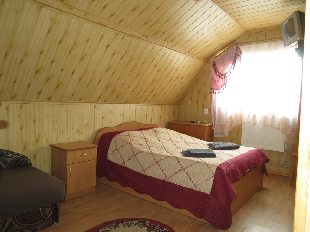 Bilyy Kamin Guest House Tatariv Eksteriør bilde