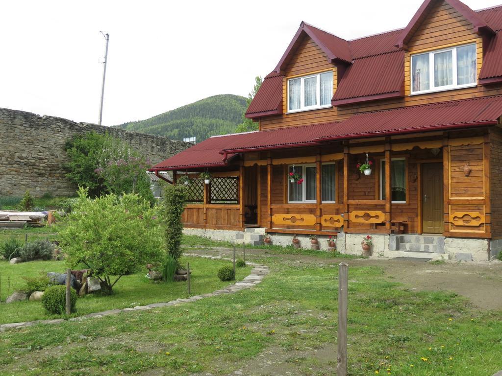 Bilyy Kamin Guest House Tatariv Eksteriør bilde